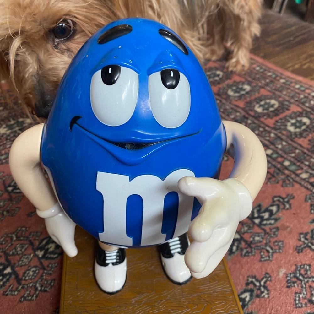 Candy dispenser Blue M & M